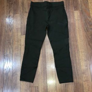 Brand New Spanx “Look at me now” leggings -Large